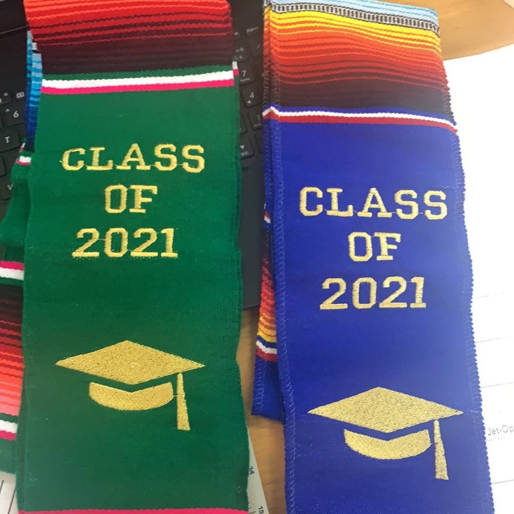 Graduation sarape - Picture 2 of 2
